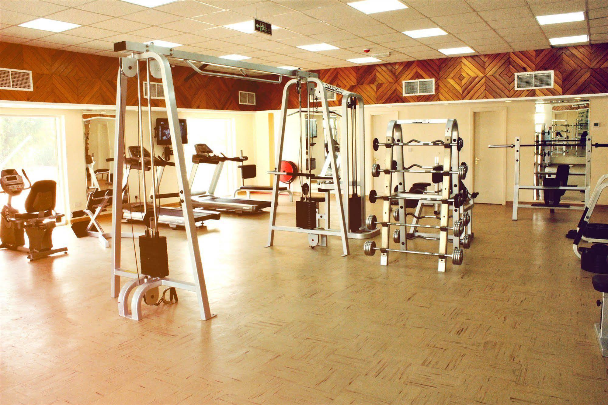 One To One Hotel & Resort Ain Al Faida Al Ain Bagian luar foto